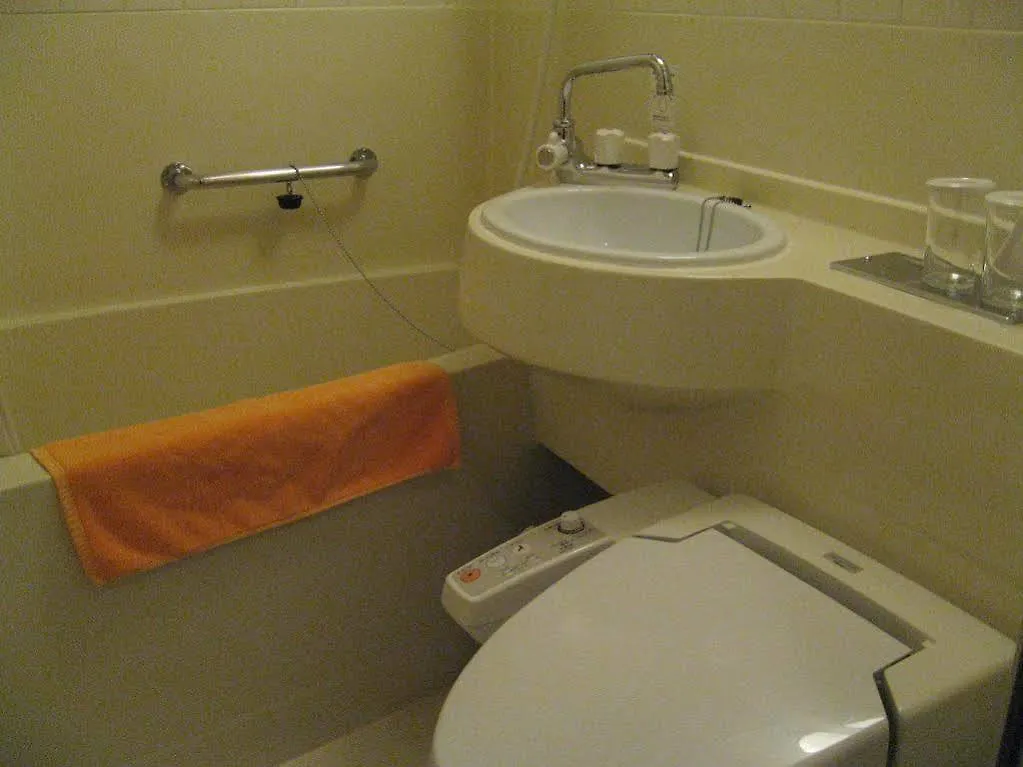 Gosho Nishi Kyoto Heian Hotel